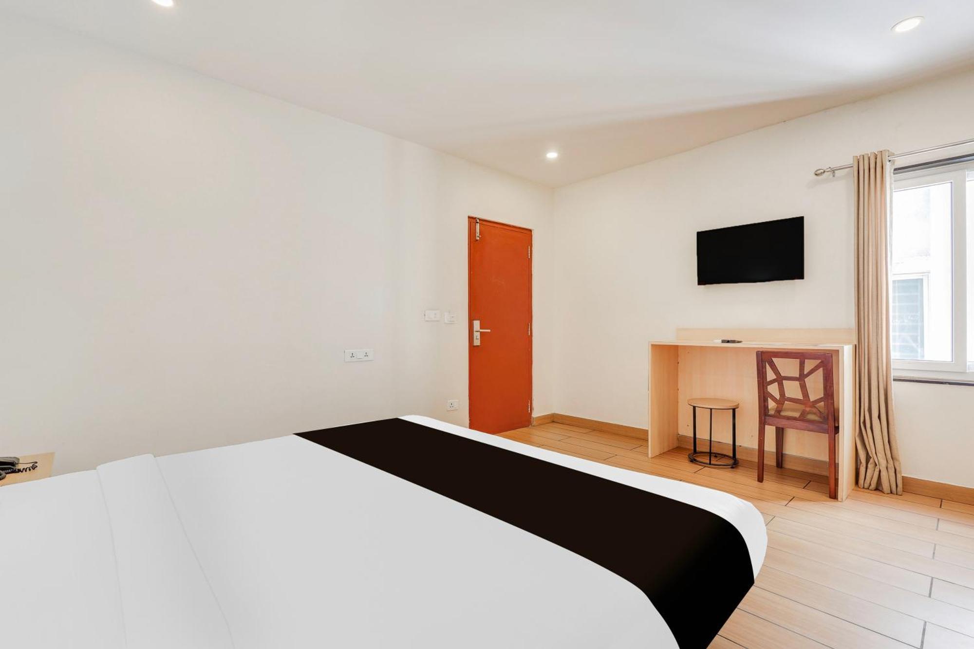 Super Townhouse Visakhapatnam Hotel Exterior foto